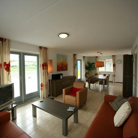 منتزه العطل Roompot Duynzicht 3*